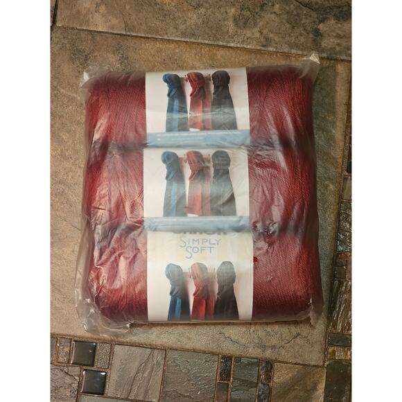 3 Skeins of Caron Simply Soft Autum Red‎ - Picture 2 of 5
